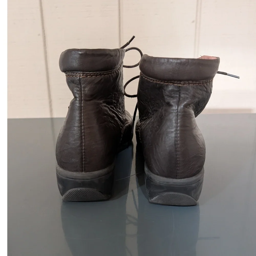 Sanita‎ Brown Leather Lace Up Ankle Boots Portugal Chuka Boot 37